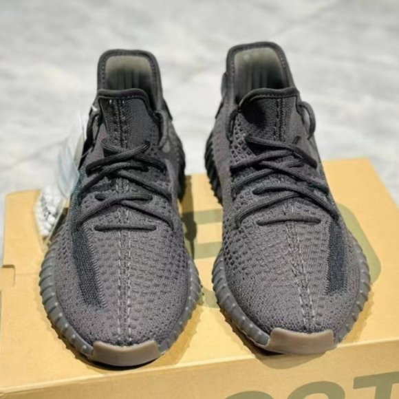 Coconut 350 Grey Pearl - Picture 2 of 7